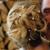 Esküvői frizura közepes hosszúságú haj