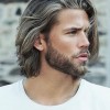 Divatos frizura 2022 a férfiak számára