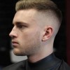 Divatos frizurák 2022 férfi rövid