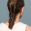 Egyszerű mindennapi frizurák közepes hosszúságú hajra